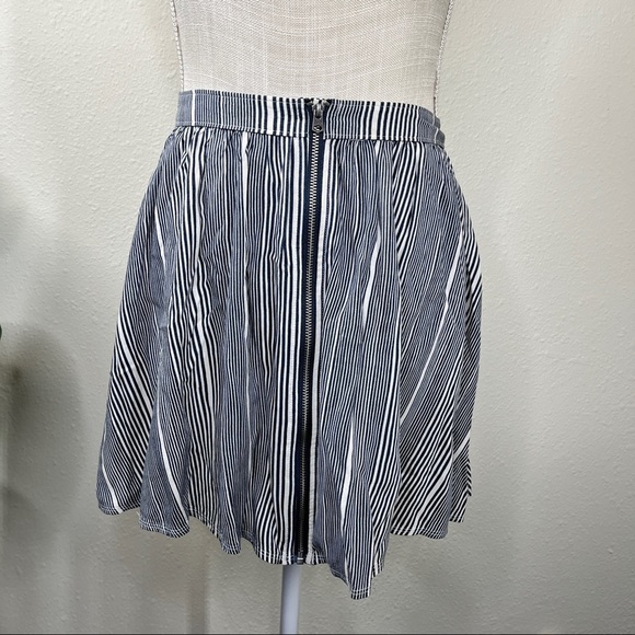 Abercrombie and Fitch striped full zip mini skirt - Picture 1 of 7
